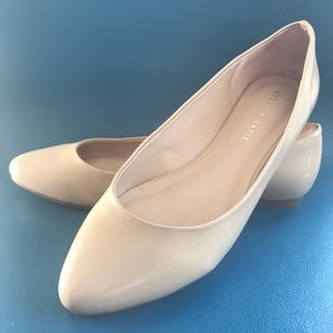 8.5 Nude/Beige Kelly & Katie Flats